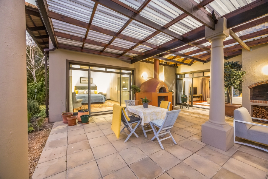 4 Bedroom Property for Sale in Klein Zevenwacht Western Cape